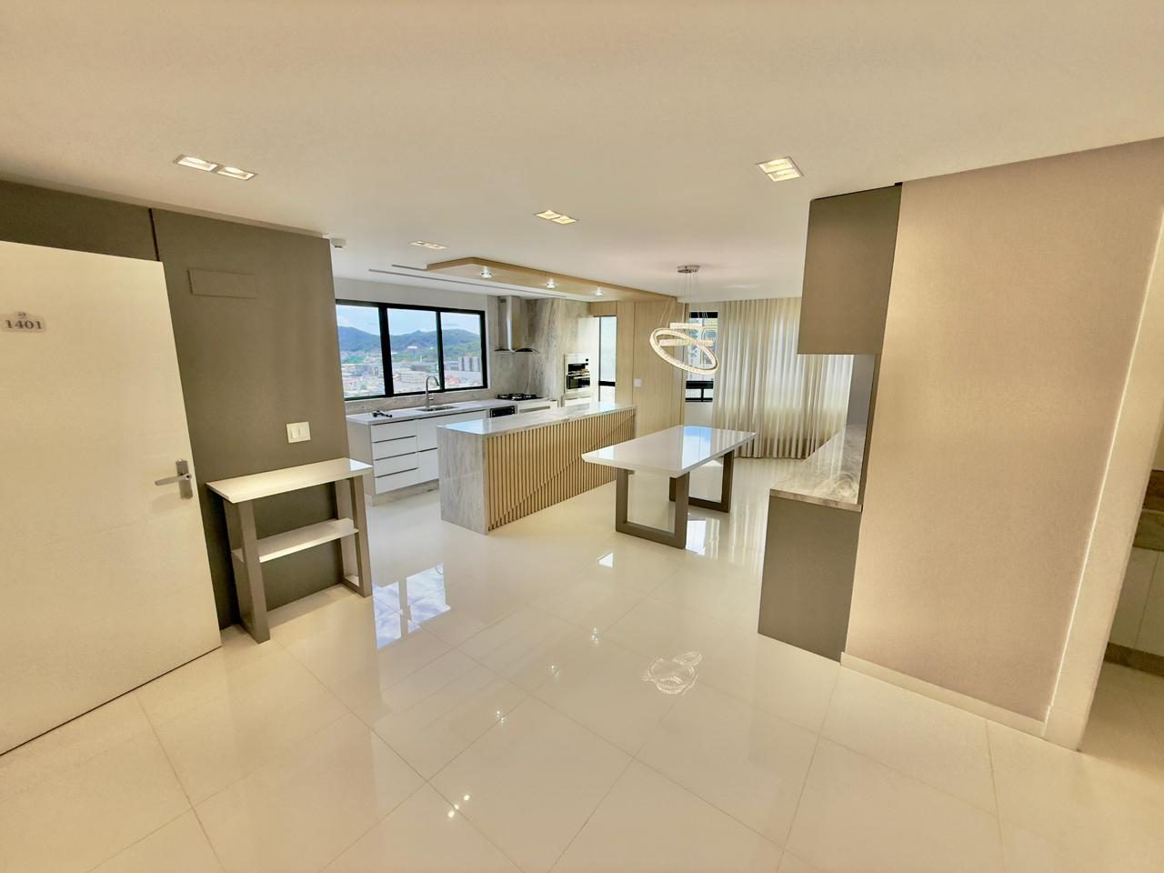 Apartamento 120 m² · Centro