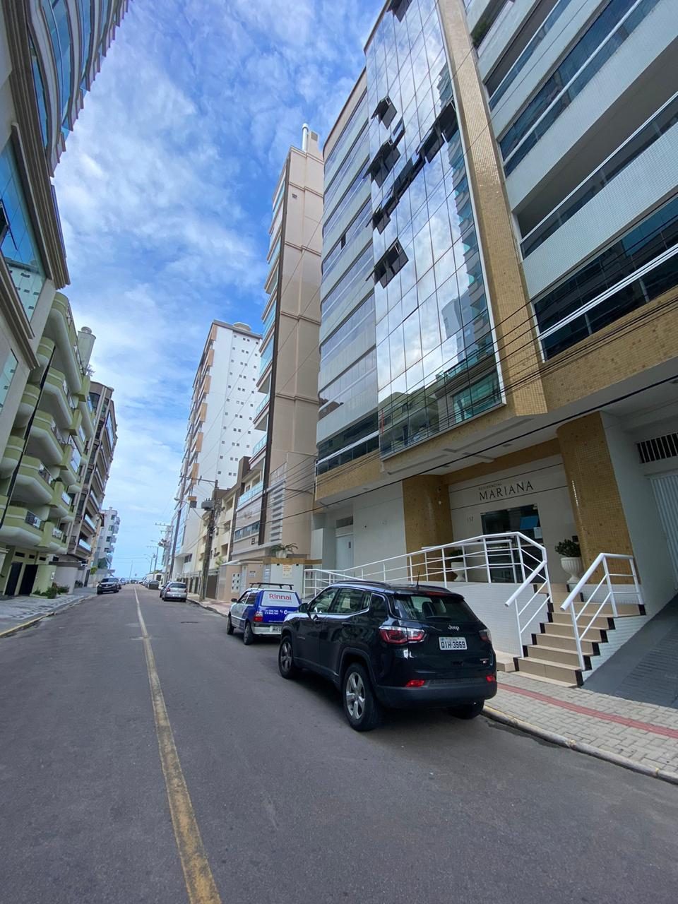 Apartamento 120 m² · Meia Praia