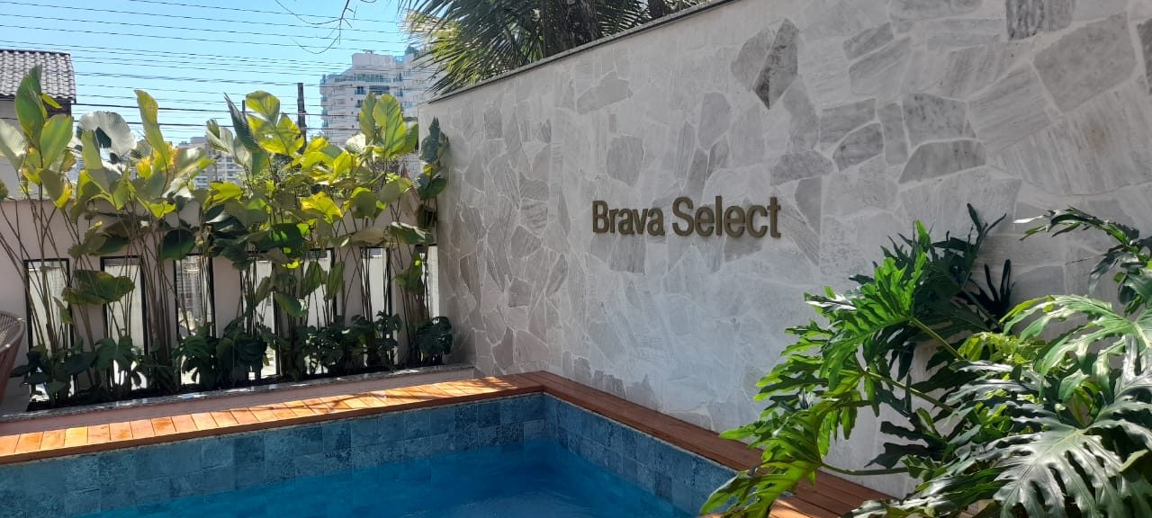 Apartamento 132 m² · Praia Brava