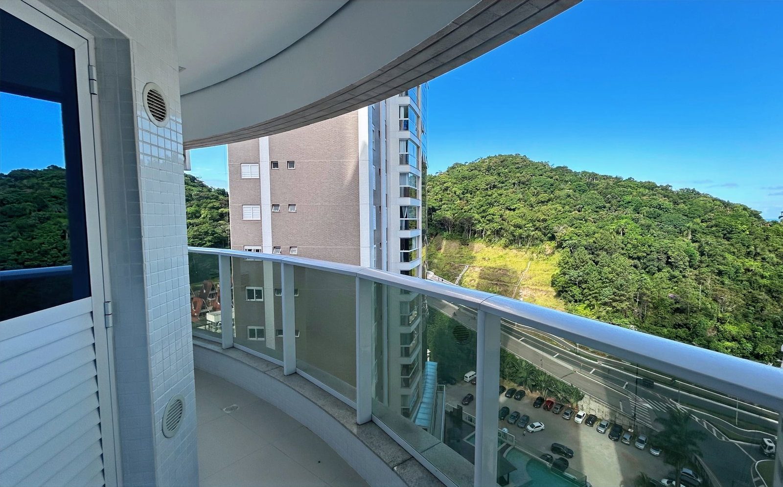 Apartamento 160 m² · Pioneiros