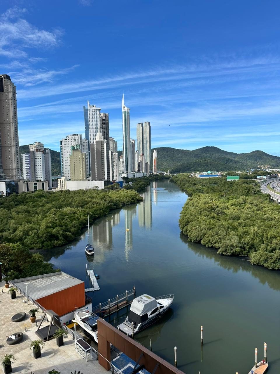 Apartamento 187 m² · Centro