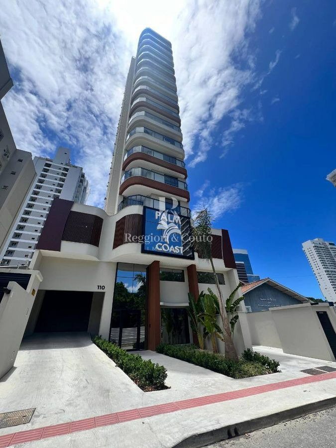 Apartamento 70 m² · Praia Brava