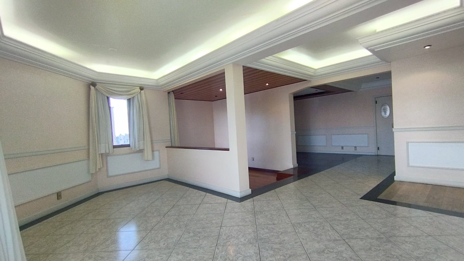 Cobertura 547 m² · Centro