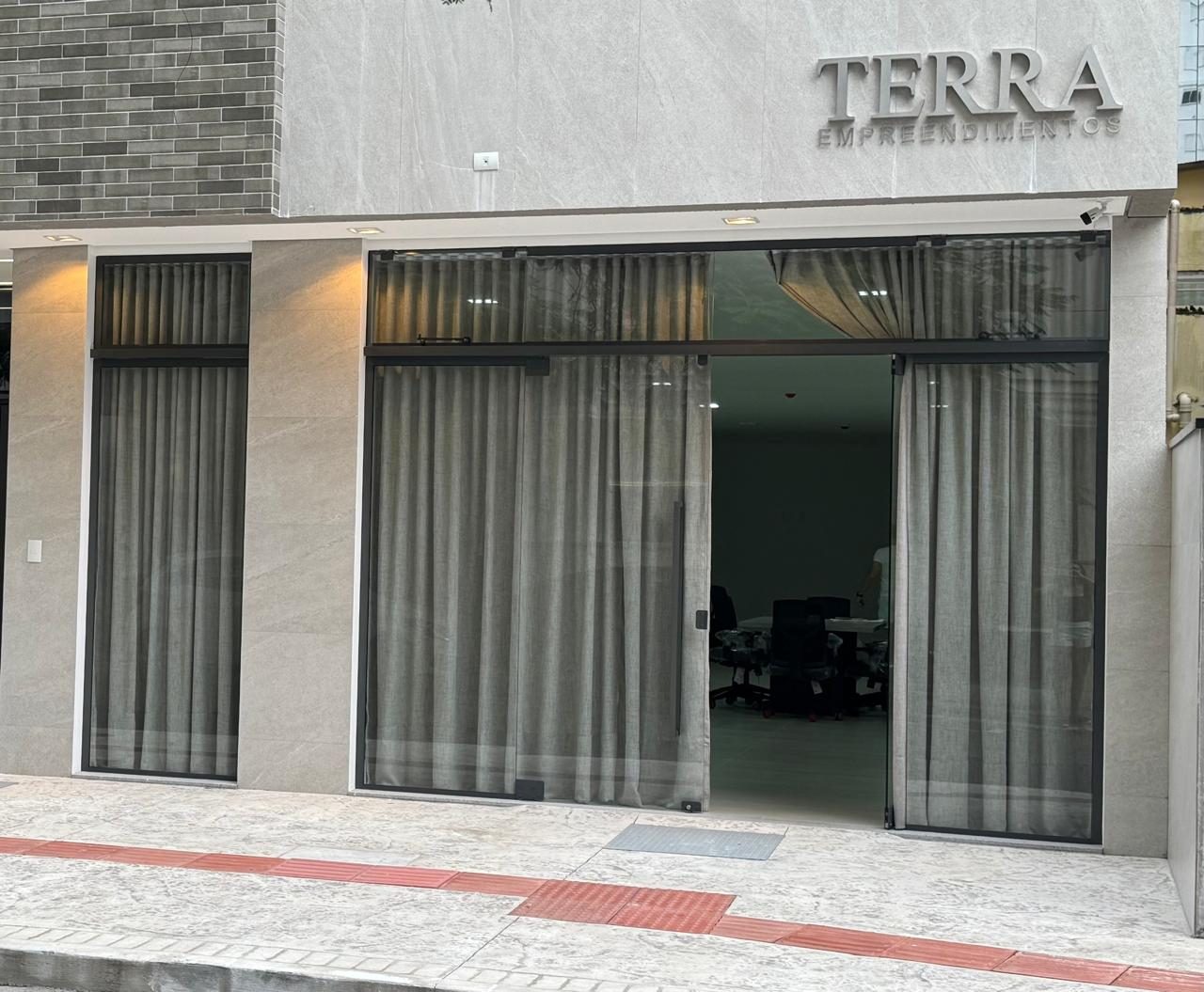 Sala comercial 145 m² · Centro