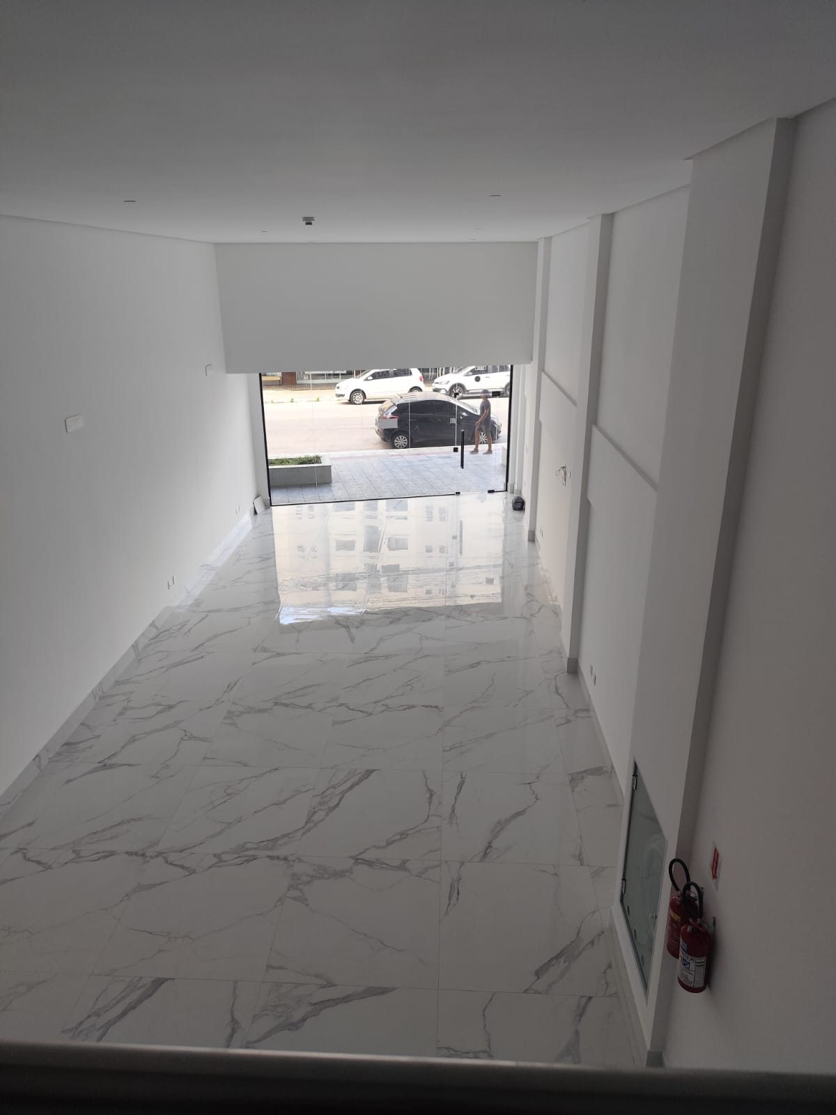 Loja comercial 212 m² · La Rocca
