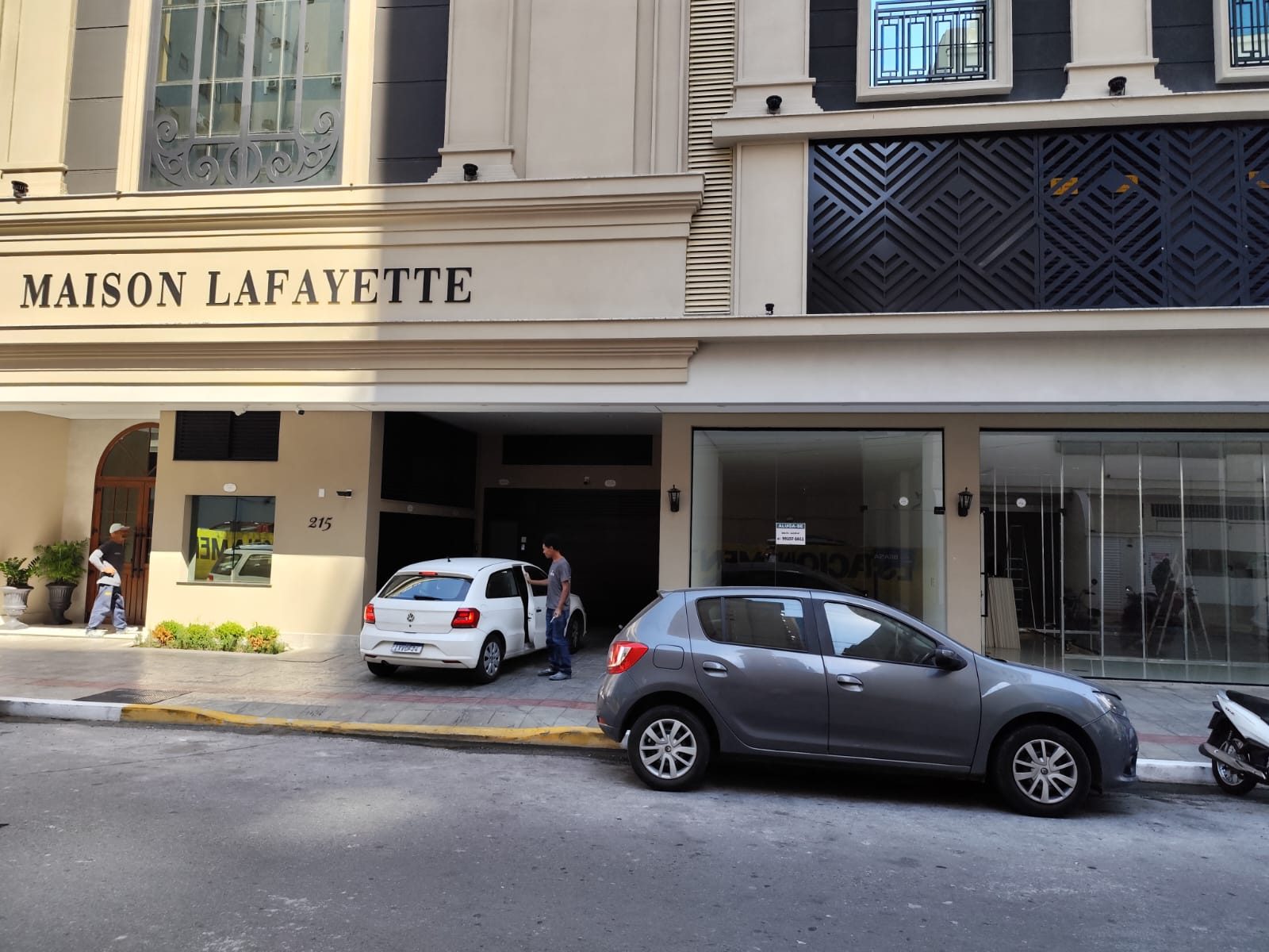 Loja comercial 112 m² · Maison Lafayette